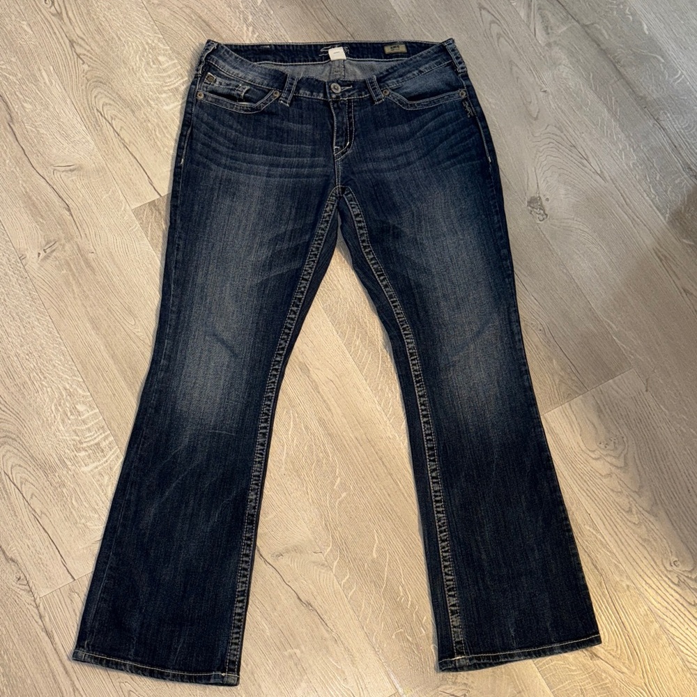 Classic Silver Women's Jeans Aiko Fit